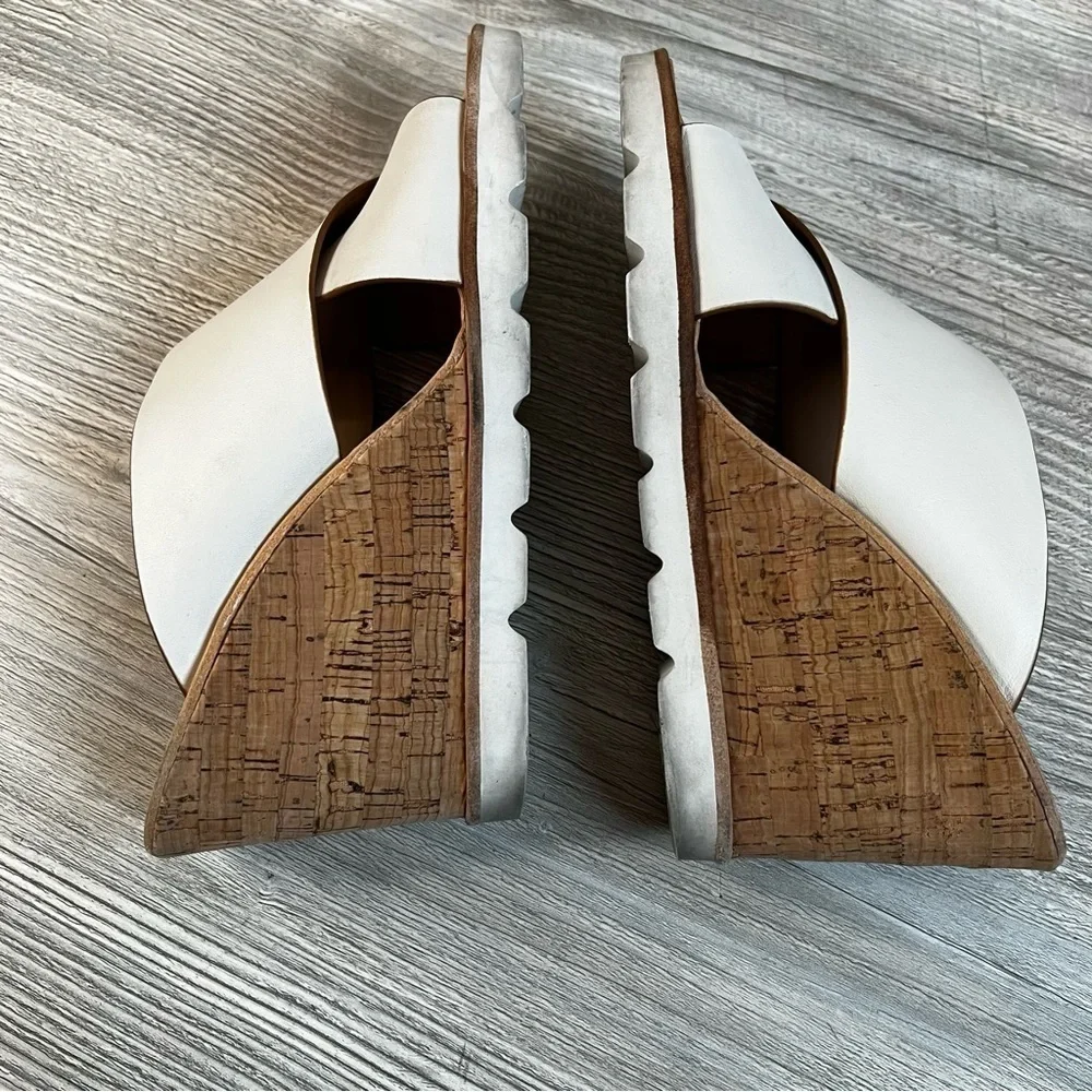 Dolce Vita Lida slip on white leather criss cross cork wedges size 7.5